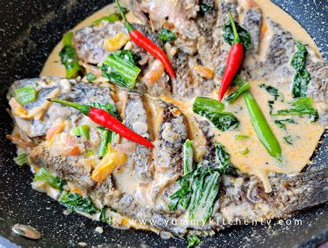 Gata ng Mahiwagang Tilapia .